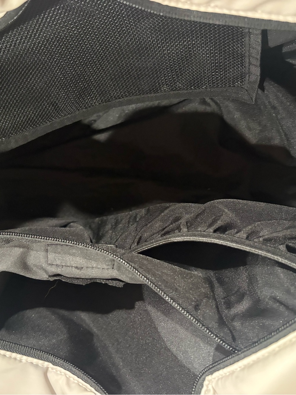 CALPAK Luka Duffel - Picture 9 of 10